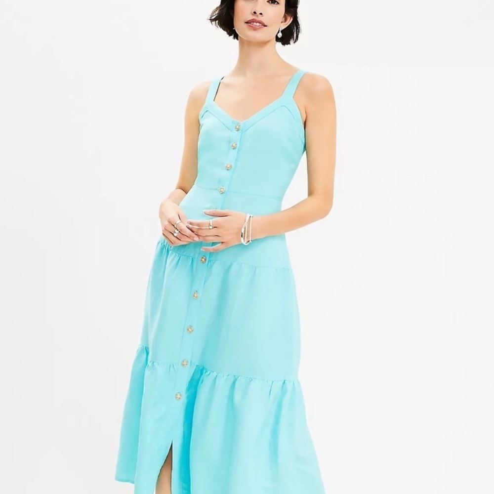 Light Blue Sleeveless Button-Front Maxi Dress - Picture 2 of 8